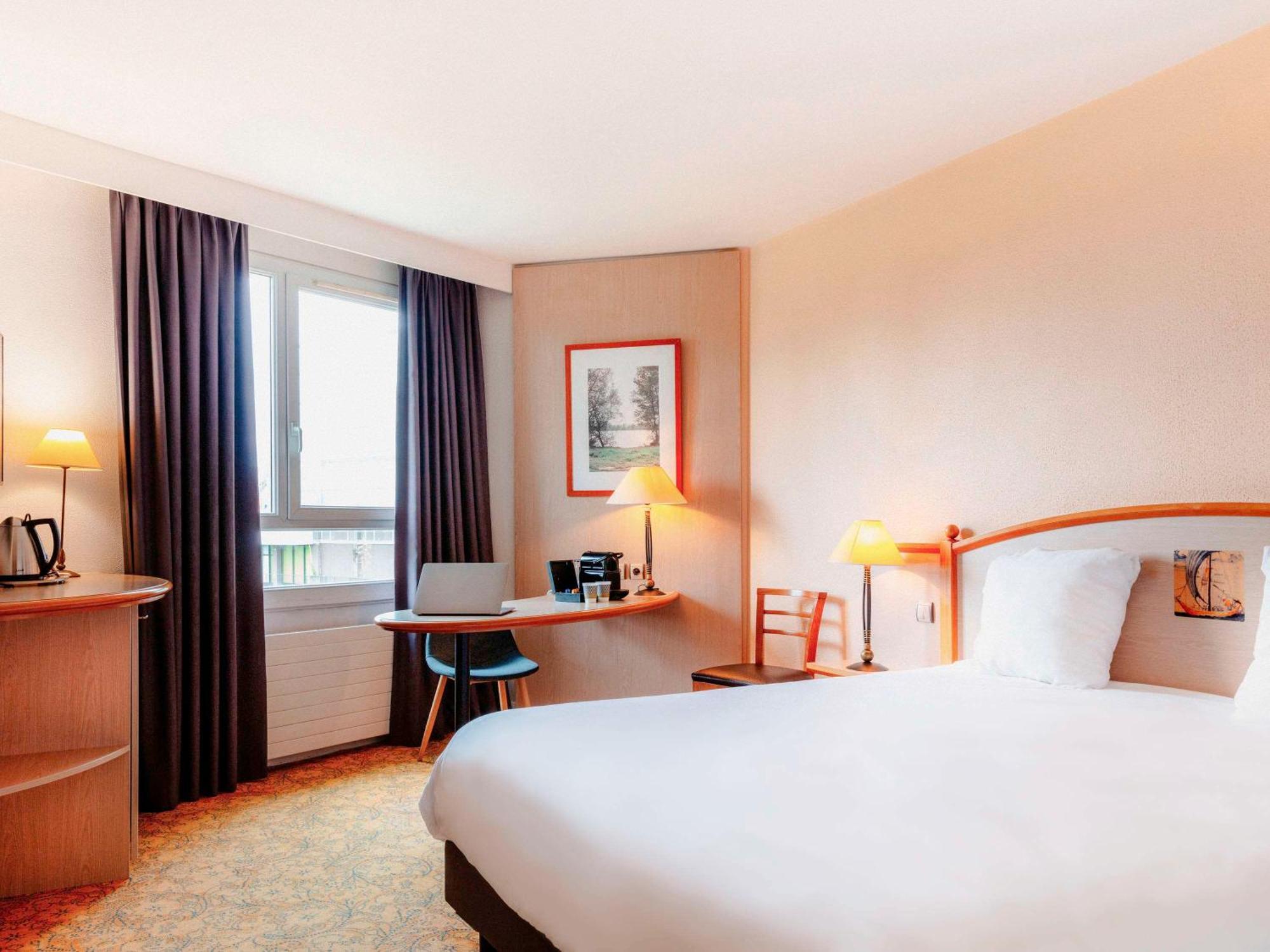 Mercure Nevers Pont De Loire Ngoại thất bức ảnh