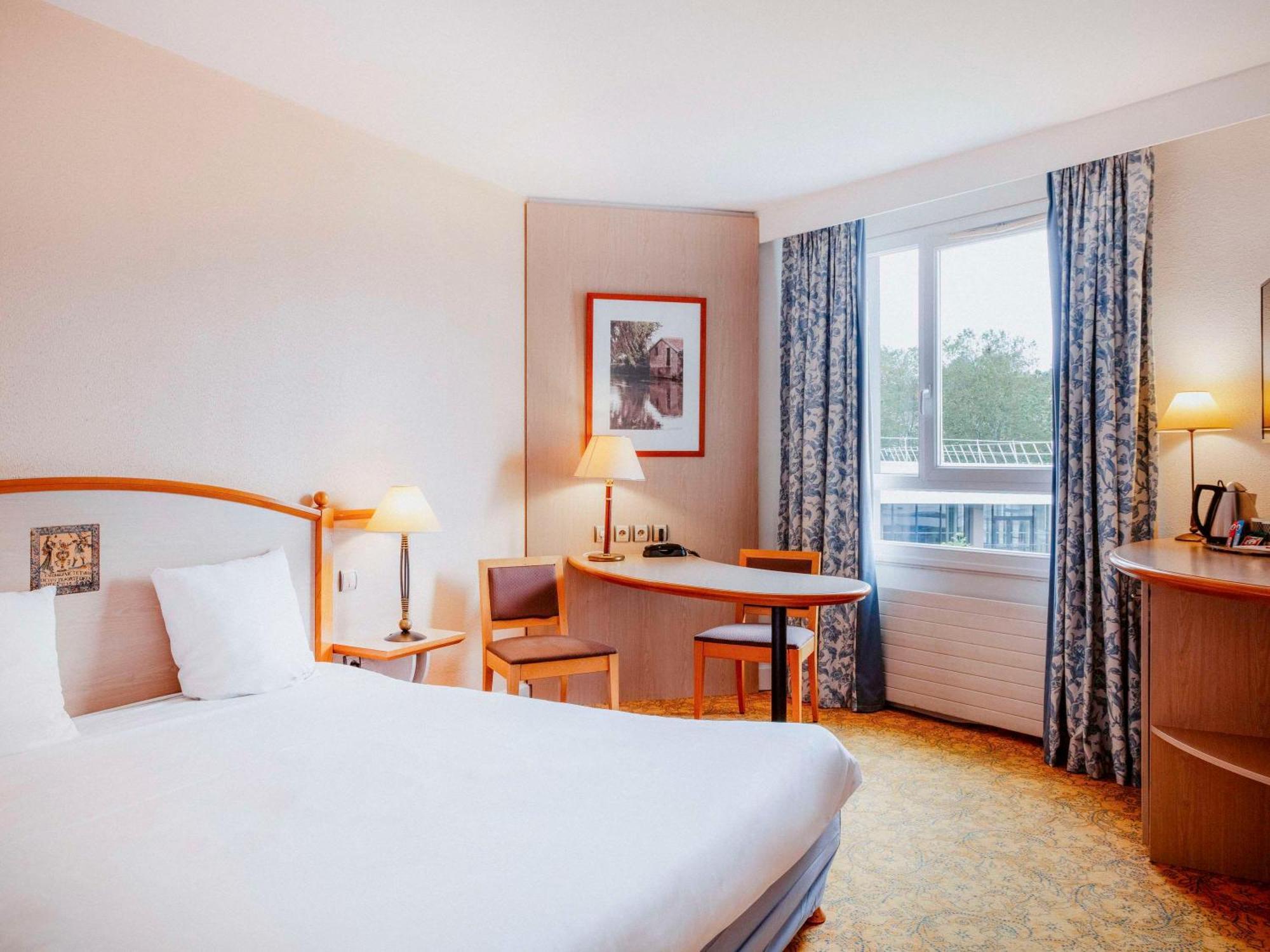 Mercure Nevers Pont De Loire Ngoại thất bức ảnh